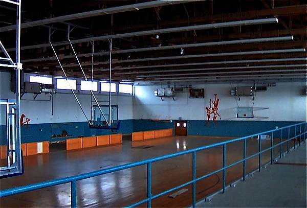 Amerika in Augsburg ~ Sheridan Reese Flak Fryar: Unterhaltung in der