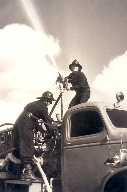 Feiwillige Feuerwehr (a.k.a. A fire engine fire station), Germany, Shared  by LION